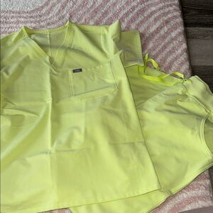 Figs Lemon Scrub Set